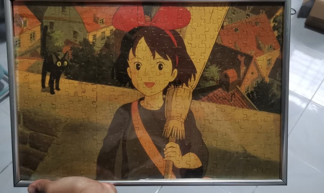 Studio Ghibili Kiki jigsaw puzzle (Category: Board Games & Puzzles) located in General Santos City (Dadiangas). Submitted by sam_surplus (Listing ID 1370742835, Image 1). Description: wysiwyg yellowish peeled plastic cover as is condition.