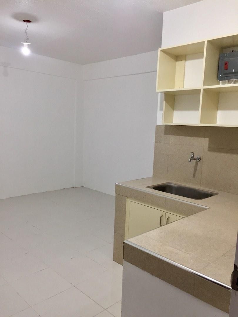 Studio-Type Apartment for Rent in Manggahan, Pasig (Category: Room Rentals) located in Pasig City. Submitted by maryloudol47125 (Listing ID 1370719229, Image 2). Description: 📍Studio-Type Apartment for Rent in Manggahan, Pasig ✔️ Each Unit with 1 T&B and Kitchen Area ✔️ 20 sqm floor area ✔️ With provision for Air Conditioner ✔️ Good for 2 persons (max) ✔️ Quiet and Peaceful Community ✔️ Flood-free location ✔️ PhP 8,000 Rental Fee ✔️ 1 month adva