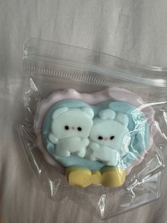 (Category: ) located in . Submitted by shopwithshelly (Listing ID 1370642523, Image 1). Description: .