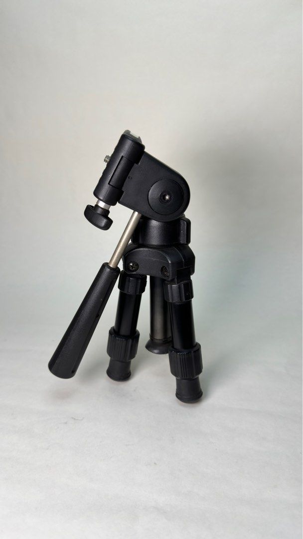 Tabletop Mini Tripod – 360° adjustable Strong,Adjustable, Smooth & Compact62865819689730115
