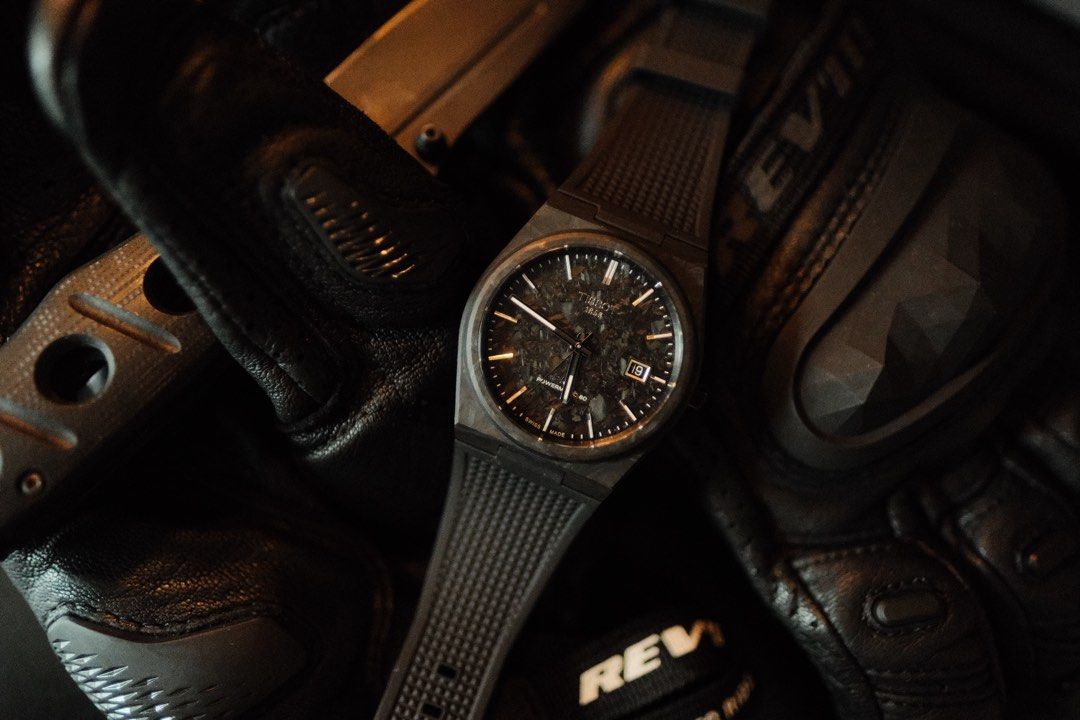 Tissot PRX Powermatic 80 CARBON 40mm | 80 hour power reserve (Category: Watches) located in Singapore. Submitted by muktishw (Listing ID 1370651295, Image 1). Description: Hey! I'm selling this watch as it's too small for my taste.Finding a good owner for it. Hit me up for any queries 🤙🏼 Upon confirmation, I'll personally deliver my watch to you. .