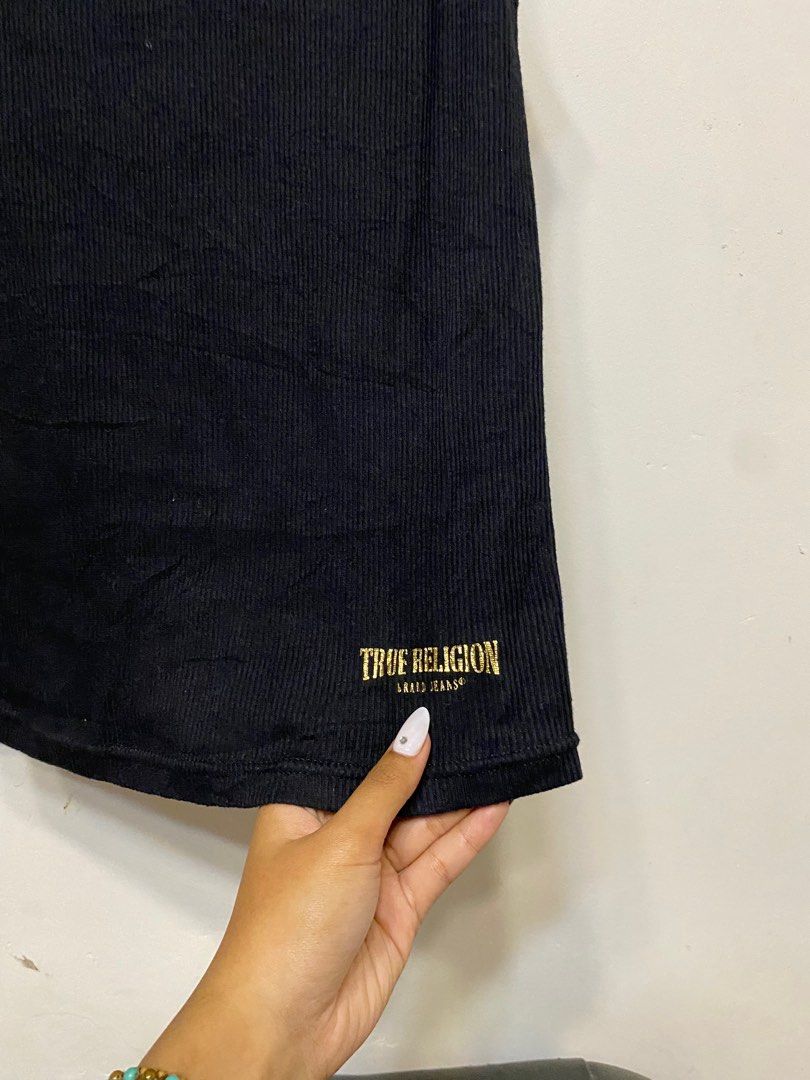 True Religion Tank Top (Category: Sleeveless) located in Manila. Submitted by maurisio (Listing ID 1370778461, Image 2). Description: .