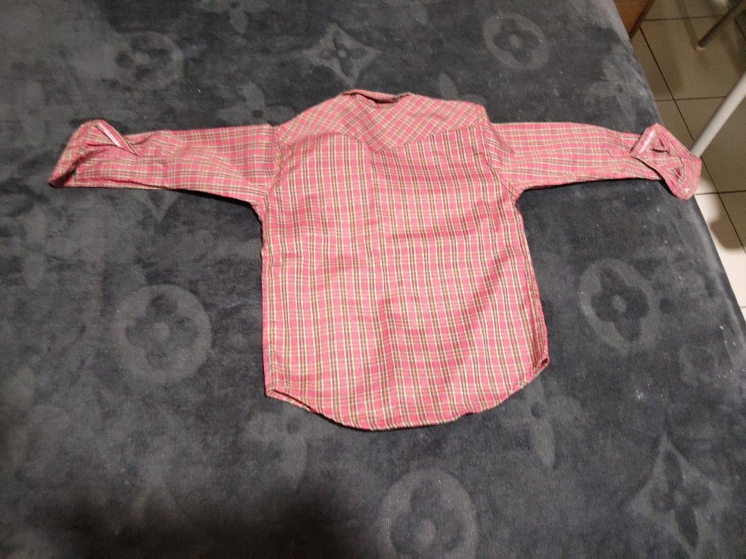 Unique (Category: Babies & Kids Fashion) located in Singapore. Submitted by 240687 (Listing ID 1370645137, Image 5). Description: Selling at each individual price. Interested can PM.