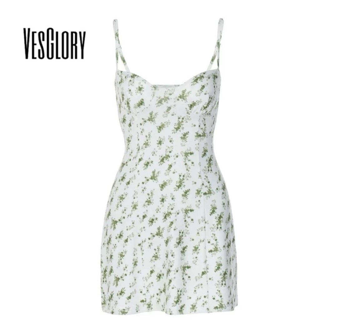 Vesglory summer mini floral dress (Category: Dresses) located in Quezon City. Submitted by col.funshot (Listing ID 1370741591, Image 1). Description: Brand new just washed and stored Perfect for summer outfits Shipping fee c/o buyer No returns. Dont transact if not sure.