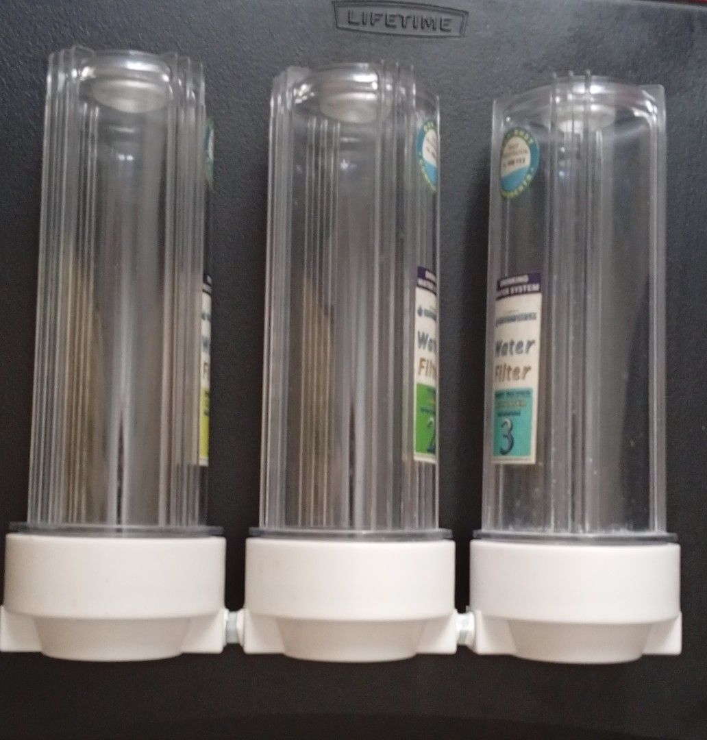Water filter (Category: Water Purifiers & Dispensers) located in Las Pinas. Submitted by aurora_borealis1 (Listing ID 1370788990, Image 2). Description: slightly used (only once).