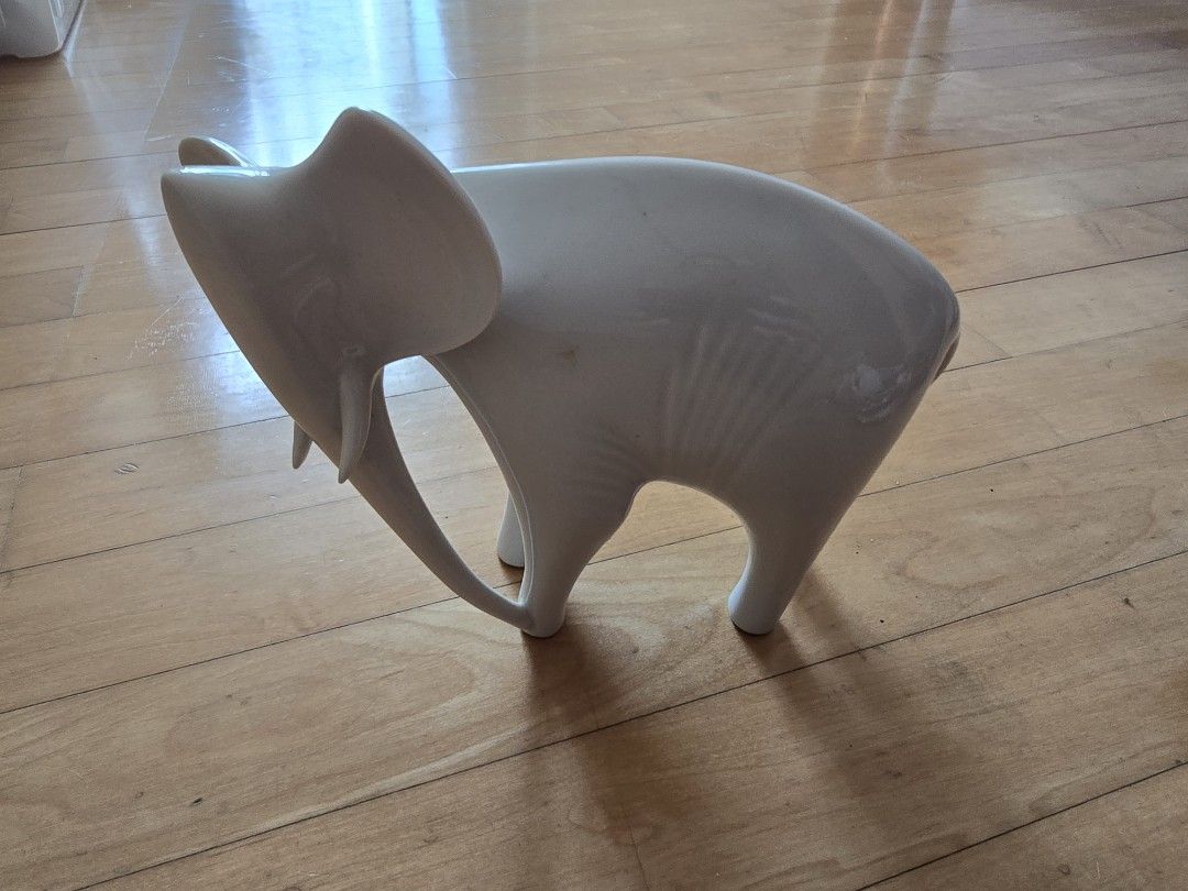 White Elephant
