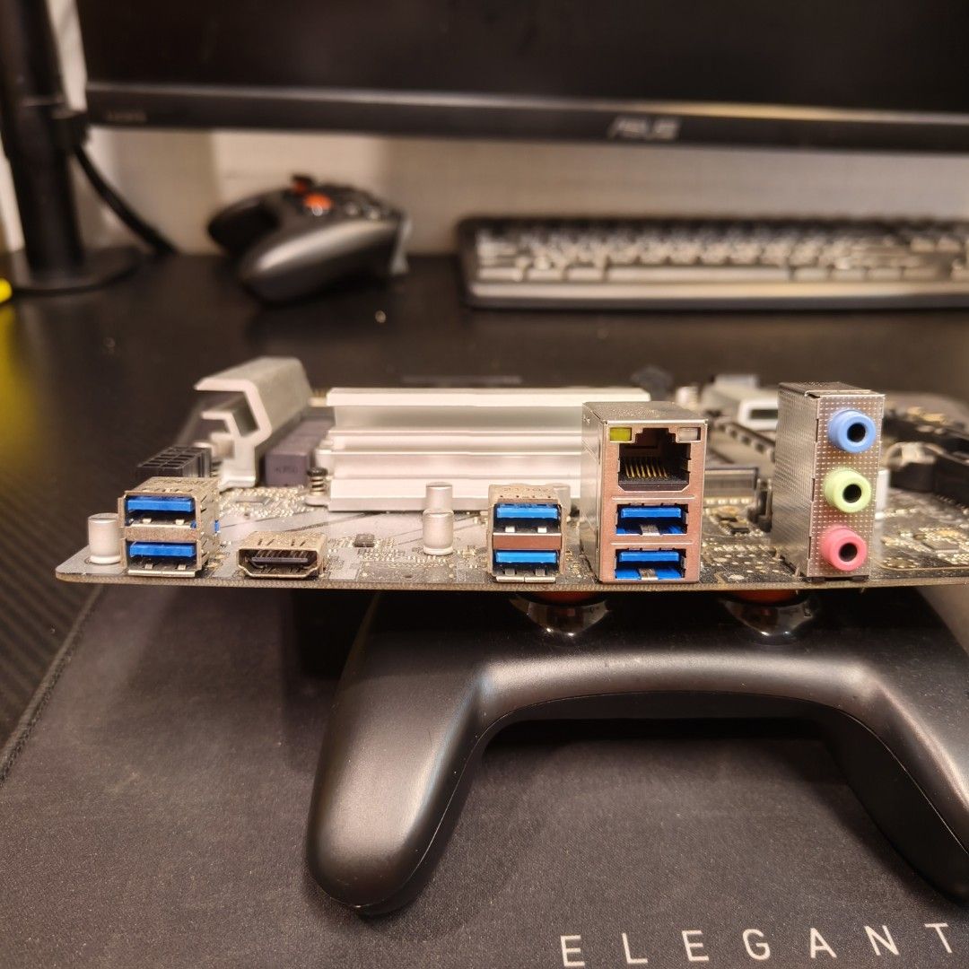 由 pc_bank (刊登 ID 1370689259，圖片 3) 提交，位於 高雄市 (Kaohsiung) 的 Z690m phantom gaming4 (類別：電腦)，說明：。