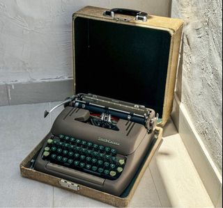 （分類：）位於 。 由 typewriter_evangelist 提交（商品編號 1287260675，圖片 1）。簡介： 。