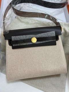 （分類：）位於 。 由 kho0204 提交（商品編號 1369621304，圖片 1）。簡介： 。
