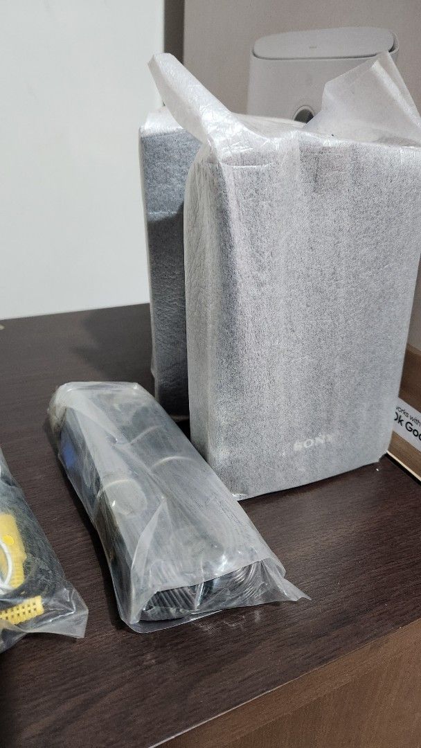 2 pcs sony speakers (Category: Soundbars, Speakers & Amplifiers) located in Manila. Submitted by janaminmin (Listing ID 1370799375, Image 3). Description: brand new Sony 2 pcs Surround Speakers TS111. size -aporox 7 inches height. pls see last picture ( shot beside electric fan blade ).
