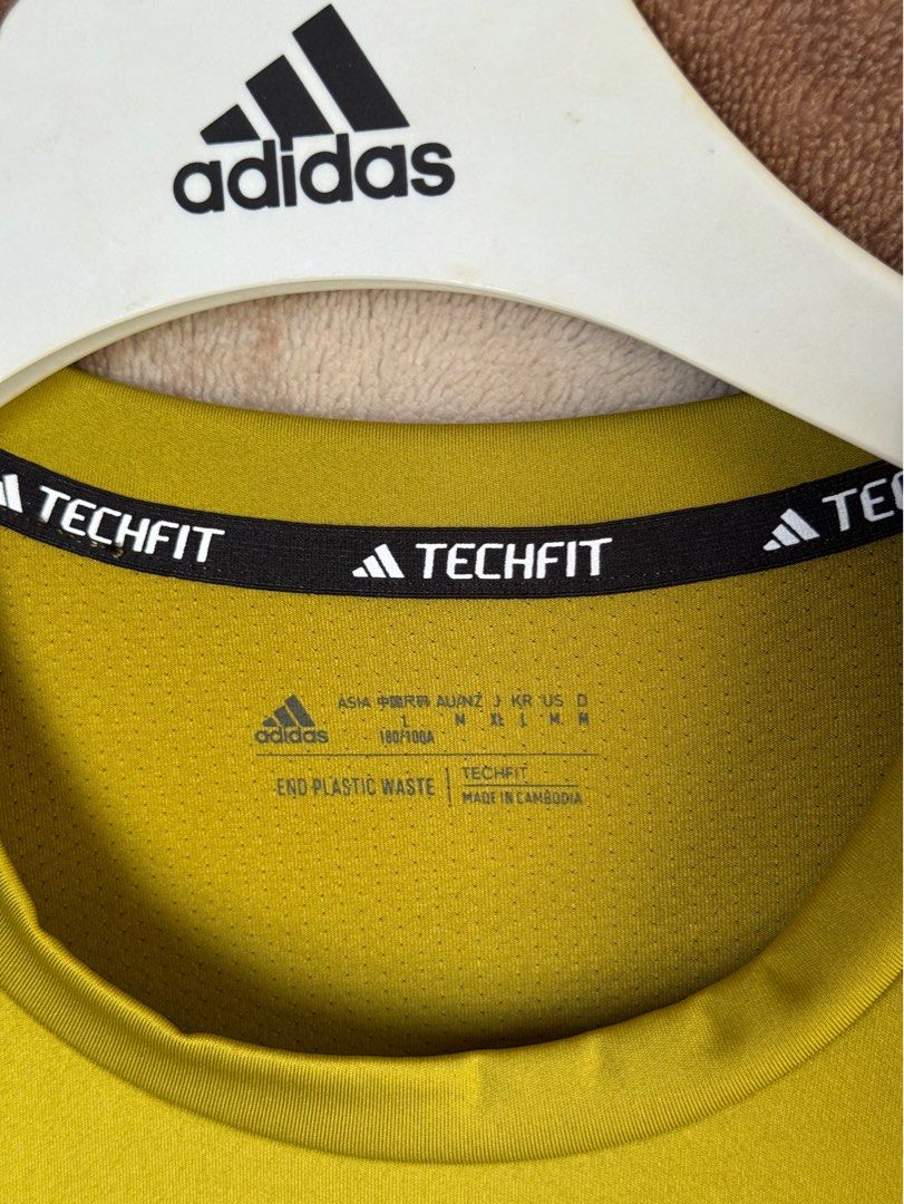 Adidas “Techfit” Top (Category: Tshirts & Polo Shirts ) located in Manila. Submitted by rmdthreads (Listing ID 1370832631, Image 2). Description: Brandnew! 💖 Techfit (pang-Gym) 🏋️🏃🏻‍♀️.