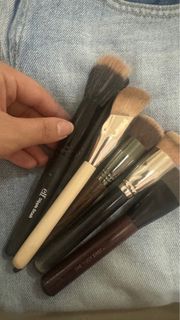 (Category: ) located in . Submitted by eychteee (Listing ID 1370823441, Image 1). Description: .