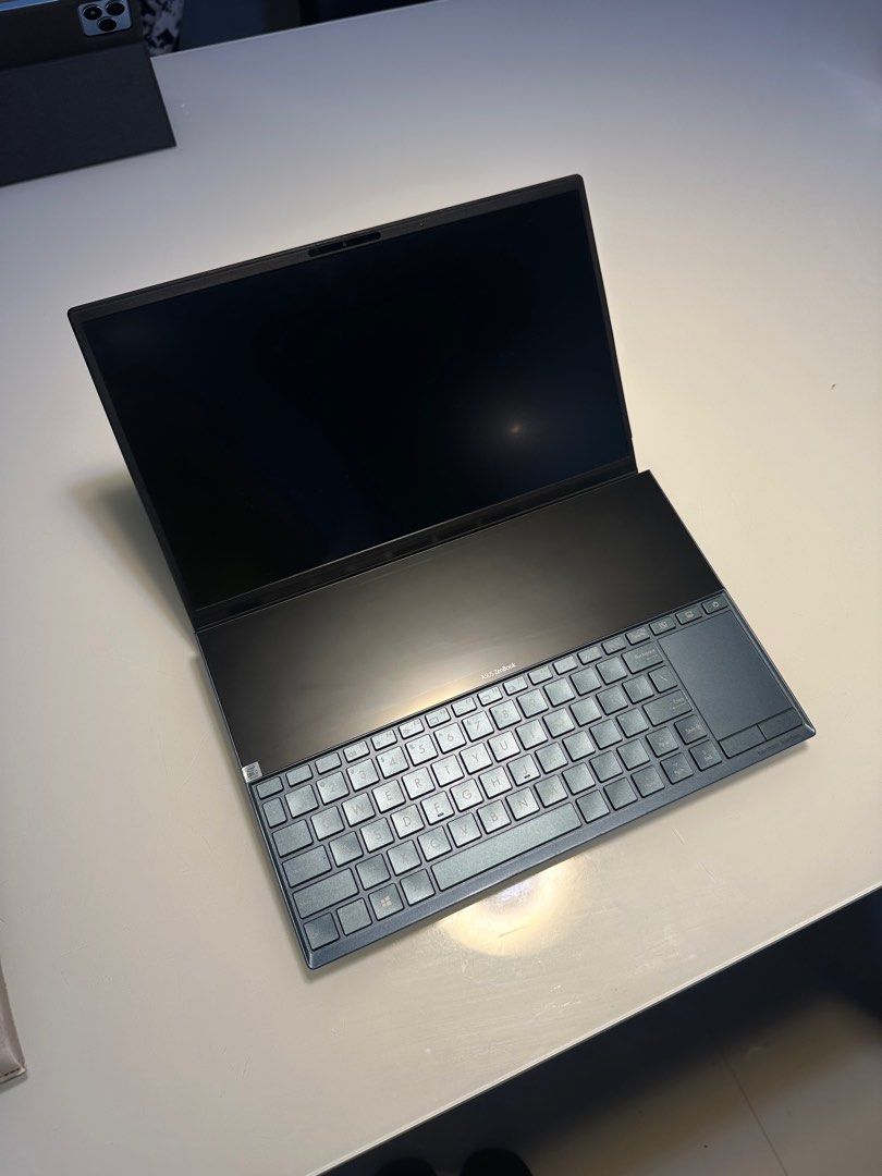 Asus ZenBook Duo UX481FL