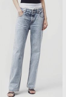 (Category: ) located in . Submitted by saksthriftavenuebyluckymaria8 (Listing ID 1370846941, Image 1). Description: .