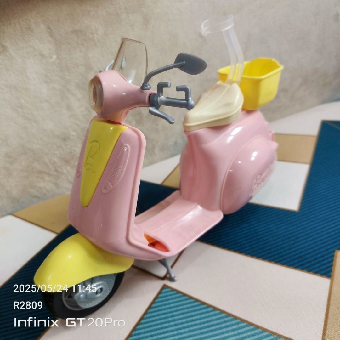 Barbie Pink Moped Scooter Mattel, Barang Yang Dicari di Carousell