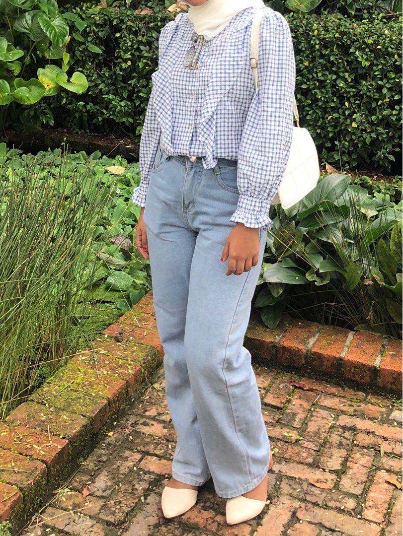 Blouse (Category: Blouses) located in Kuala Lumpur. Submitted by misaamane998 (Listing ID 1370831790, Image 3). Description: .