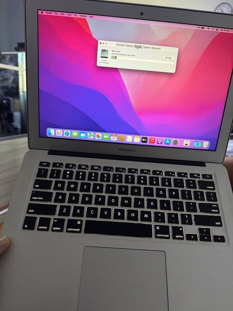 (Brand New Original Battery) MacBook Air 13 inch (Category: Laptops & Notebooks) located in Singapore. Submitted by jxt96 (Listing ID 1370906587, Image 1). Description: 8gb RAM 250GB SSD Battery count: 2 (1-year warranty) OS formatted Office & Adobe installed for free Negotiable, fast deal $300 Ready to collect and use Used only for my university days, selling as I got a new laptop. .