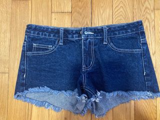 (Category: ) located in . Submitted by jylee2568296 (Listing ID 1370879964, Image 1). Description: .