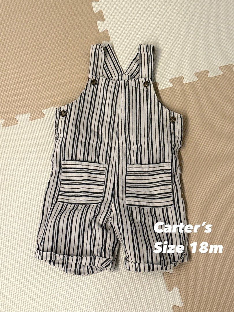 由 hahayoman (刊登 ID 1370967203，圖片 3) 提交，位於 桃園市 (Taoyuan) 的 Carter’s 條紋吊帶短褲 (類別：嬰兒及兒童流行時尚)，說明：Size 18m 褲襠可開釦 吊帶兩顆扣子調節 歡迎私訊。