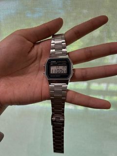 (Category: ) located in . Submitted by chowchoc (Listing ID 1370811495, Image 1). Description: .