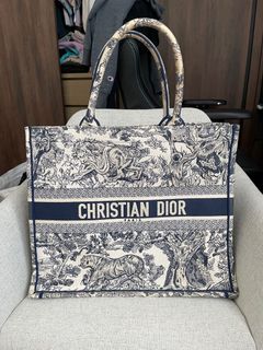 (Category: ) located in . Submitted by j13annn13 (Listing ID 1370859697, Image 1). Description: .