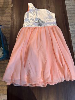 (Category: ) located in . Submitted by live.joyfull (Listing ID 1370847979, Image 1). Description: .