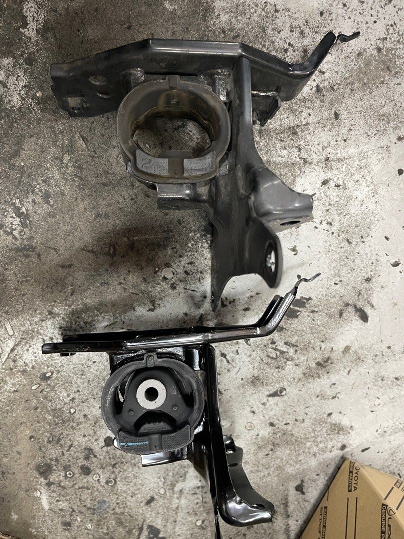Engine mounting (Category: Engine) located in Singapore. Submitted by sunguanautocentre (Listing ID 1370849474, Image 3). Description: Engine vibrations, especially at idle or while in gear D. Contact Number : Seng 62898923 88288330 Location Sunguan Auto Centre (Esso Petrol Station) 611 Aljunied Road Singapore 389830.