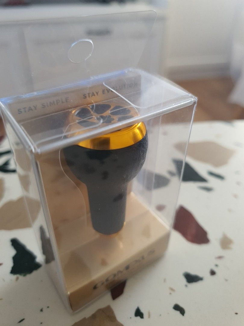 Gomexus power knobs (Category: Fishing) located in Singapore. Submitted by ed_ian_wcw (Listing ID 1370819657, Image 1). Description: sell as I have more them 1 pcs.
