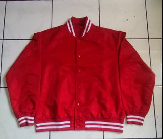 (Kategori: ) berada di . Dikirim oleh devoc_caps (ID iklan 1370915552, Gambar 1). Deskripsi: .