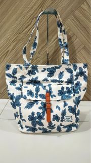 (Kategori: ) berada di . Dikirim oleh lusianacalysta (ID iklan 1370850050, Gambar 1). Deskripsi: .