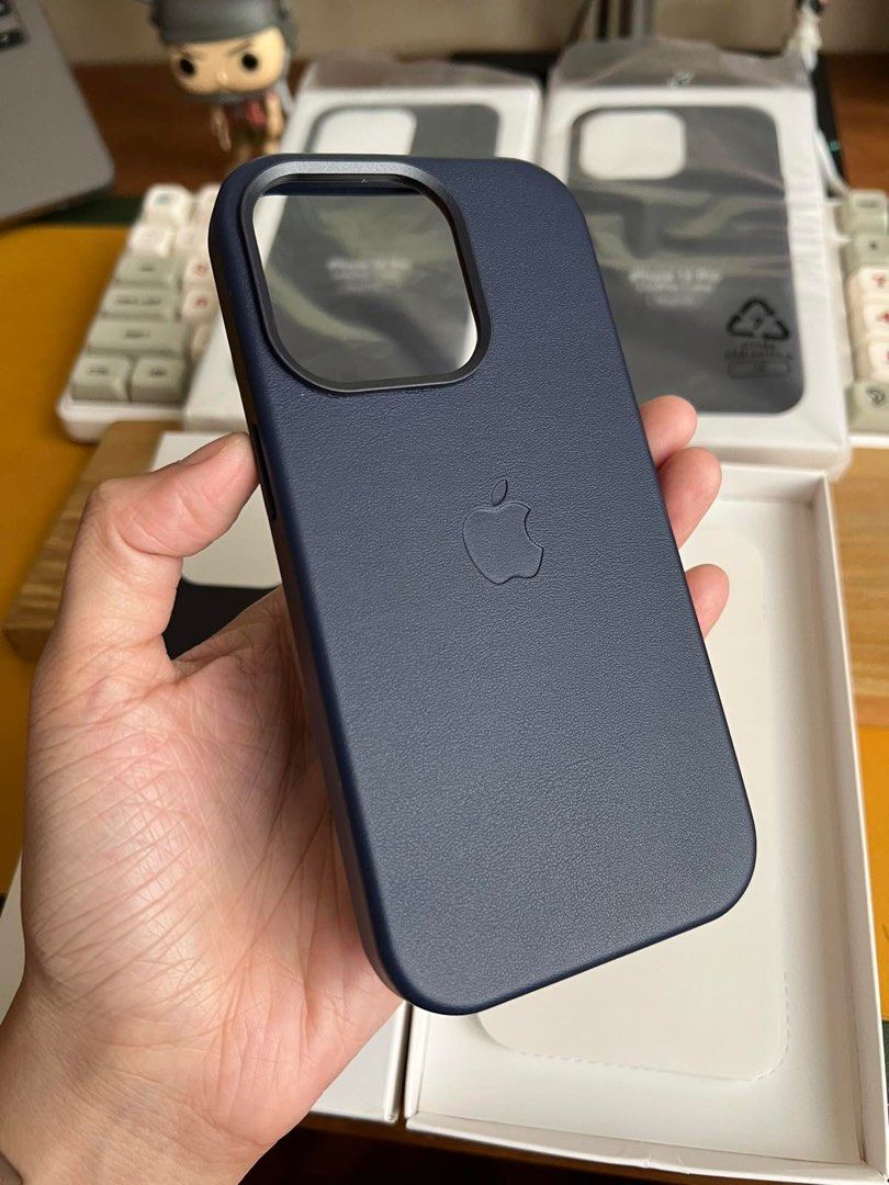iPhone 14 Pro Magsafe Leather Case (Category: Cases & Sleeves) located in Manila. Submitted by mercedgret74092 (Listing ID 1370941215, Image 1). Description: Available for iPhone 14 pro up to 16 pro max Screen protector also available -Matte -Clear -Privacy.