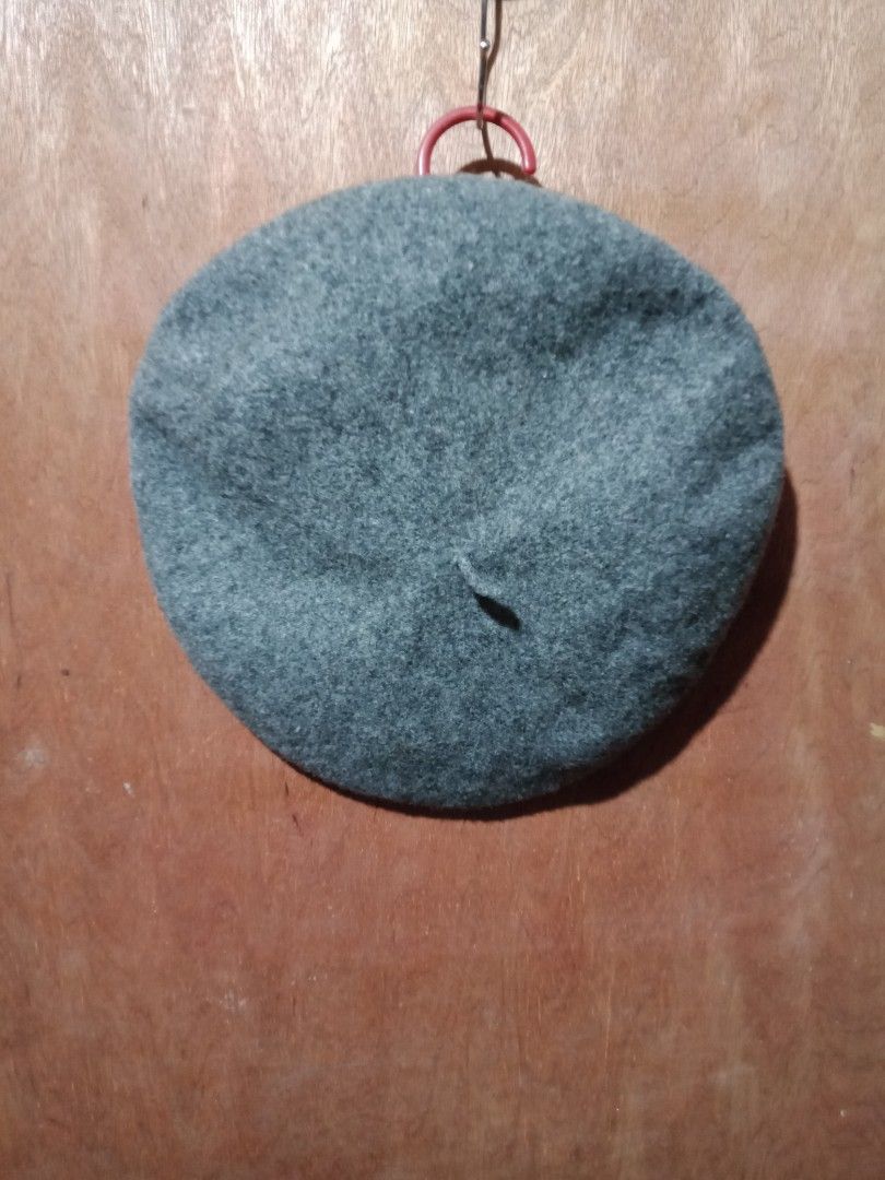 KANGOL BERET WOOL (Category: Hats & Beanies) located in Kalibo. Submitted by ionsthrift (Listing ID 1370967711, Image 1). Description: Size: M-L Color rate: 9.8/10 Condition: Excellent Issue: Need wash Price: 500 + Shipping Fee 📌COLOR MAY VARY DUE TO LIGHTING 📌OFF/LEGIT 📌PAYMENT FIRST 📌NO COD/COP Courier: J&T Mode Of Payment: GCASH 📌 PLS MANAGE YOUR EXPECTATIONS. THRIFTED ITEMS, NEED WASH. THANK YOU. 🙏😊.