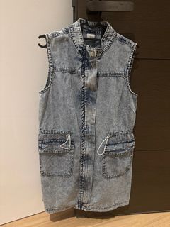(Category: ) located in . Submitted by shopwmdg (Listing ID 1370926396, Image 1). Description: .