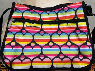 (Category: ) located in . Submitted by fancytracy (Listing ID 1370967362, Image 1). Description: .