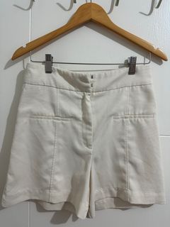 (Category: ) located in . Submitted by enaspreloved (Listing ID 1370969537, Image 1). Description: .