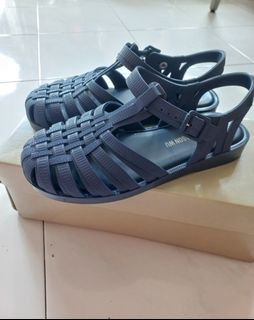 (Kategori: ) berada di . Dikirim oleh takeorbye (ID iklan 1370832945, Gambar 1). Deskripsi: .