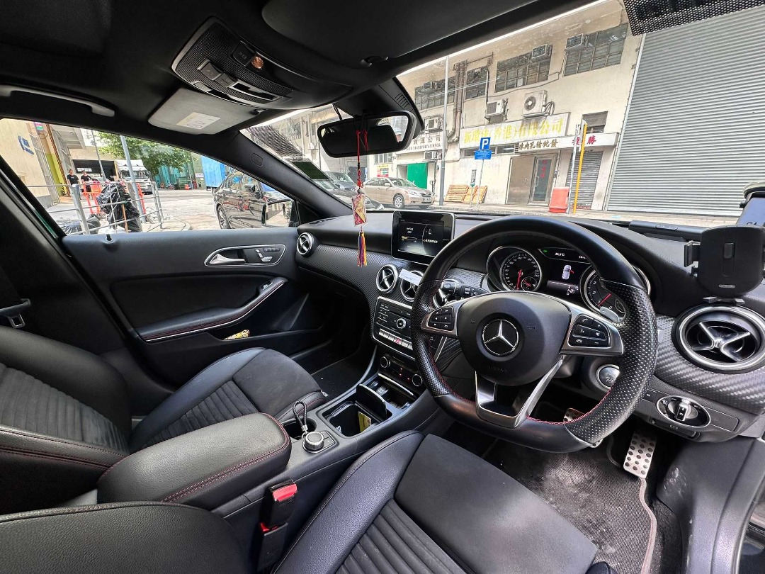 Mercedes-Benz a200 AMG Auto62863174390913114