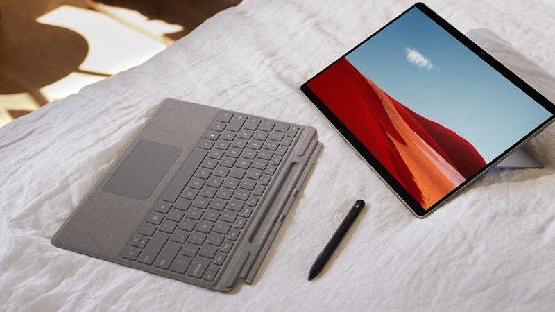 Microsoft Surface Pro X (Category: Laptops & Notebooks) located in Kuala Lumpur. Submitted by zainalb (Listing ID 1370850621, Image 1). Description: Microsoft Surface Pro X. Hardly used with 512gb storage. Comes with original keyboard and Microsoft pen..