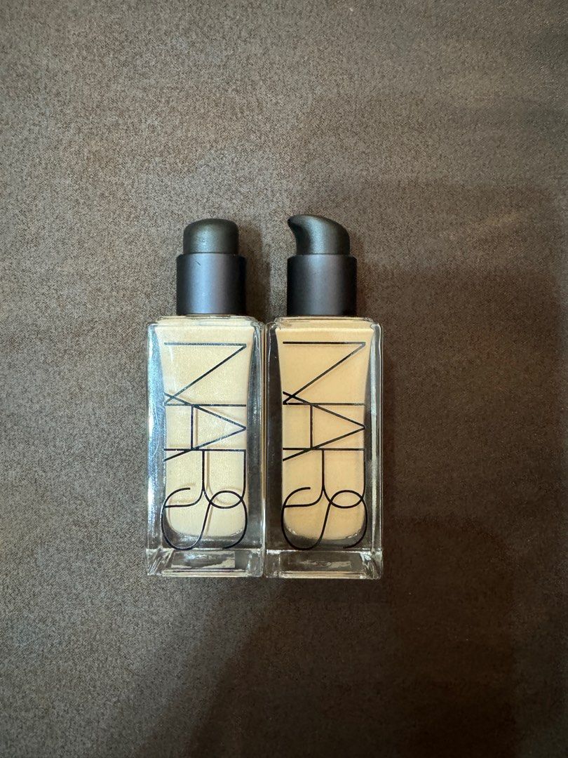 Nars Tinted Glow Booster (Category: Makeup) located in San Juan City. Submitted by allbeautyandfashion (Listing ID 1370955498, Image 2). Description: No cap 2 pcs medium 2 pcs light.