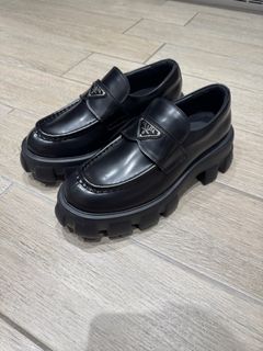 Prada leather shoes loafers men shoes 100% new US9629776551084821114