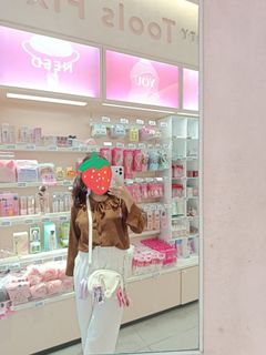 (Kategori: ) berada di . Dikirim oleh killanaa (ID iklan 1370965935, Gambar 1). Deskripsi: .