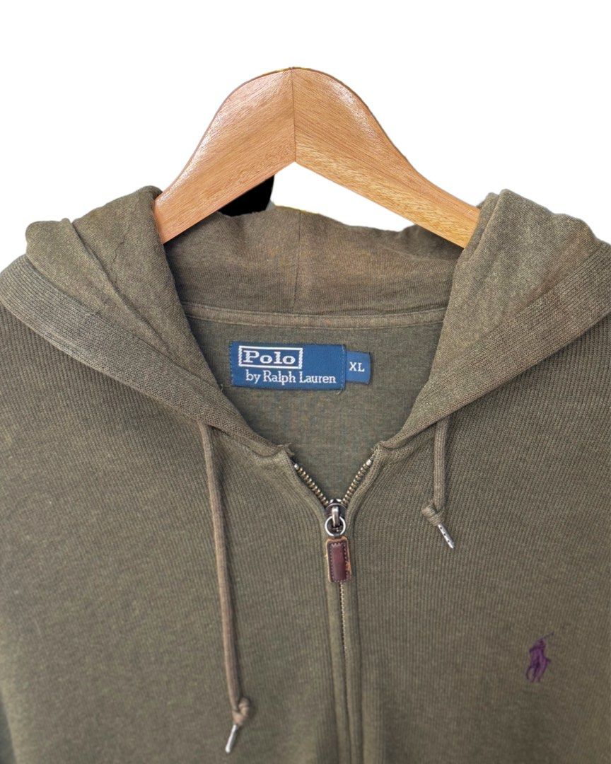 Ralph Lauren Full Zip Hoodie (Category: Hoodies) located in Davao. Submitted by vintique.ph (Listing ID 1370801998, Image 2). Description: Ralph Lauren | Men’s Full Zip Hoodie Olive Green Size on tag: XL Dimes: 25 x 30 Excellent condition Item washed and clean, ready to wear! To set clear expectations, please note that ALL items are thrifted. Color may also vary due to lighting. Be sure to read the full description and review the photos carefully
