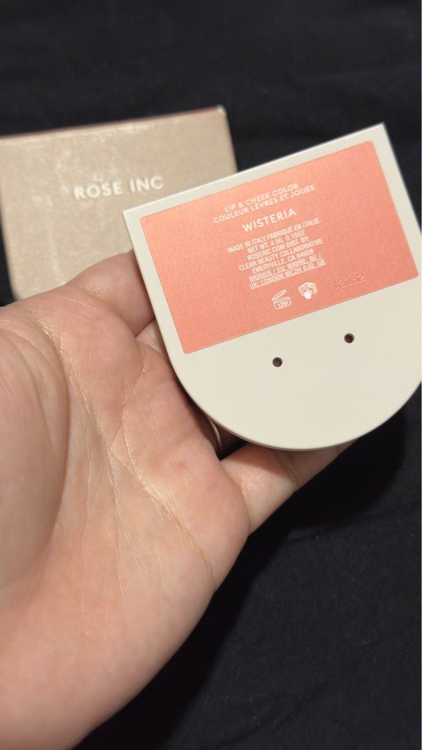 Rose Inc Blush Divine - Wisteria (Category: Makeup) located in Baguio. Submitted by baekinn (Listing ID 1370915815, Image 3). Description: Decluttering. All original 💯.