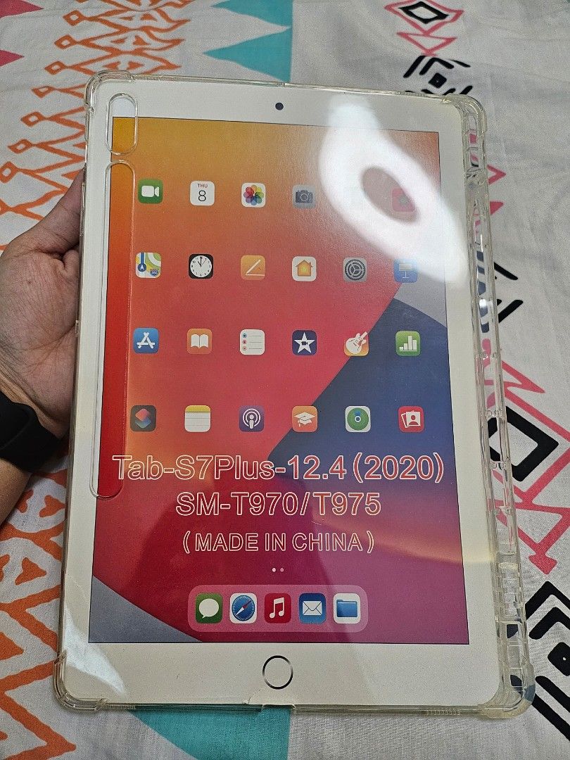Samsung Galaxy Tab S7 Plus S7+ clear silicone case (Category: Cases & Sleeves) located in General Santos City (Dadiangas). Submitted by kuhhciao (Listing ID 1370935592, Image 2). Description: Samsung Galaxy Tab S7 Plus Clear silicone case.