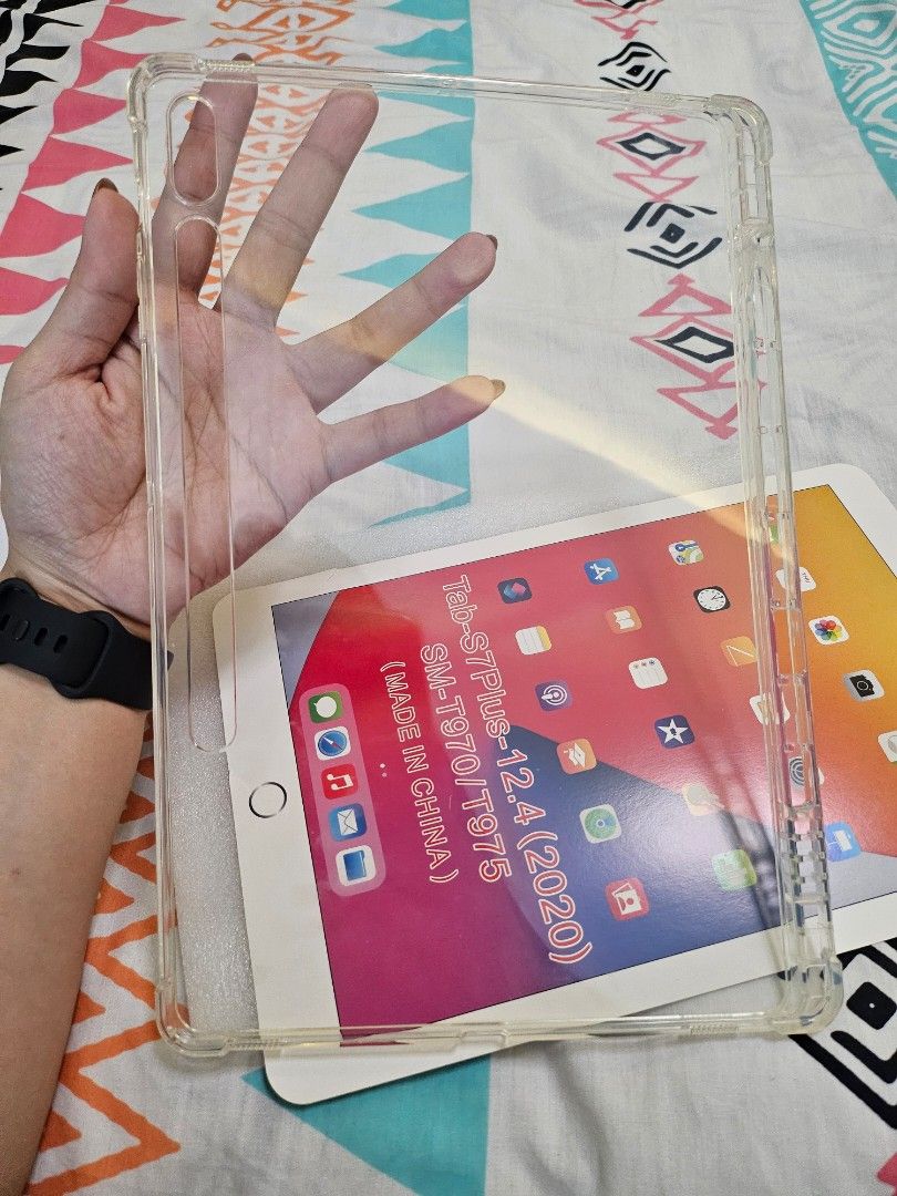 Samsung Galaxy Tab S7 Plus S7+ clear silicone case (Category: Cases & Sleeves) located in General Santos City (Dadiangas). Submitted by kuhhciao (Listing ID 1370935592, Image 3). Description: Samsung Galaxy Tab S7 Plus Clear silicone case.