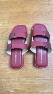(Kategori: ) berada di . Dikirim oleh sweetsecondhand (ID iklan 1370897459, Gambar 1). Deskripsi: .