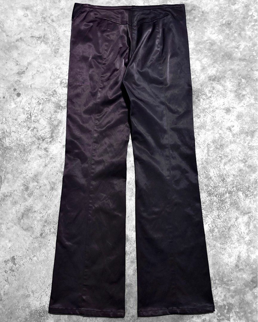 Sandro - Boulevard Flared Bootcut Trousers (Category: Trousers) located in Angeles City. Submitted by crushedgems (Listing ID 1370908828, Image 2). Description: id: Sandro - Boulevard Flared Bootcut Trousers. [ W: 29-30 | L: 39.5 | Hem: 9 ] Condition: 90% Php 1,850 + Shipping Fee DM to purchase..