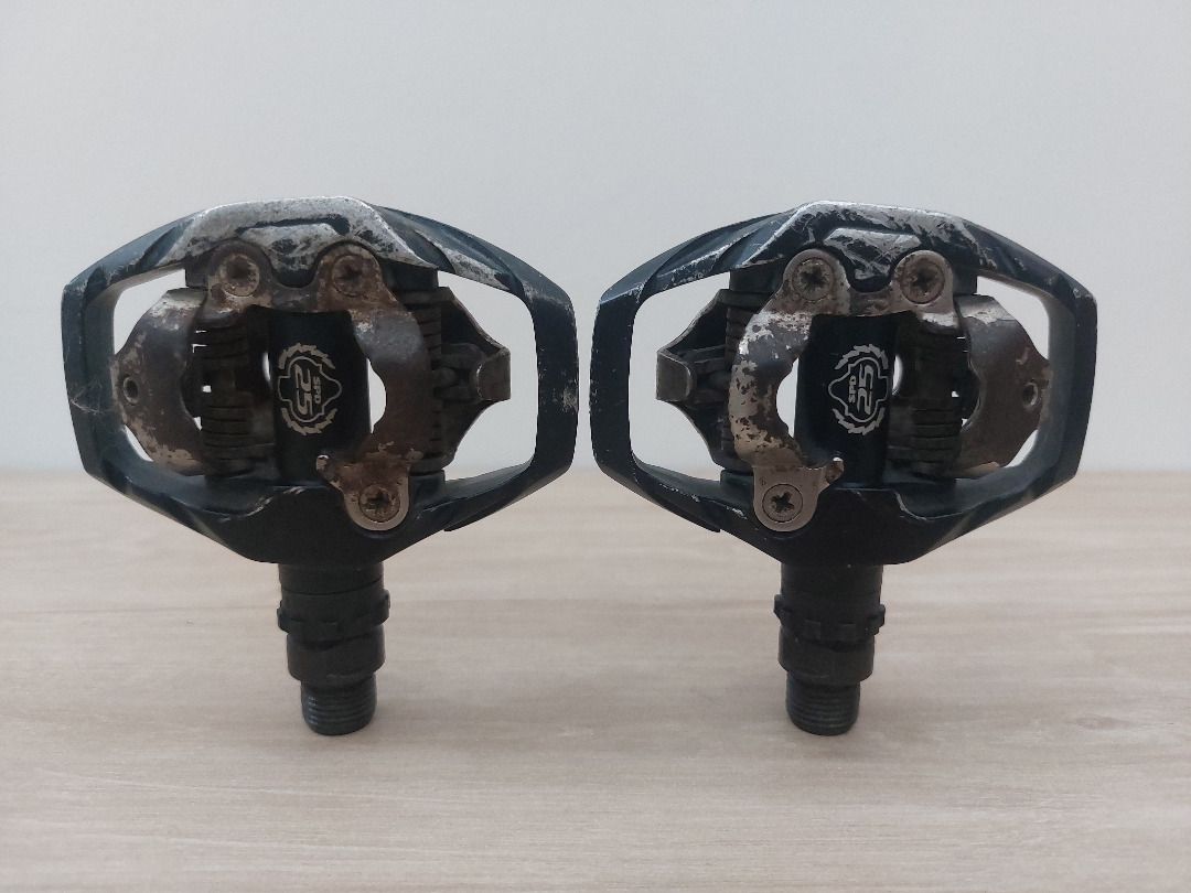 Shimano PD-M530 25th Anniversary Edition Clipless Pedals (Category: Bicycles) located in San Jose del Monte. Submitted by celerycornbreadclam (Listing ID 1370868748, Image 1). Description: For Sale: Shimano PD-M530 25th Anniversary Edition Clipless Pedals For ₱899 only. Can be bought with Shimano XC3 and SM-SH56 Cleats for ₱2798 only. Bearings are smooth Only used for indoor bike rollers No Box Message me for more photos. Please read the details 