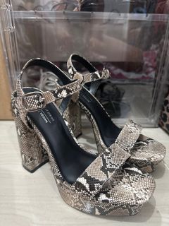 Snake Skin Wedge Sandals Size 6