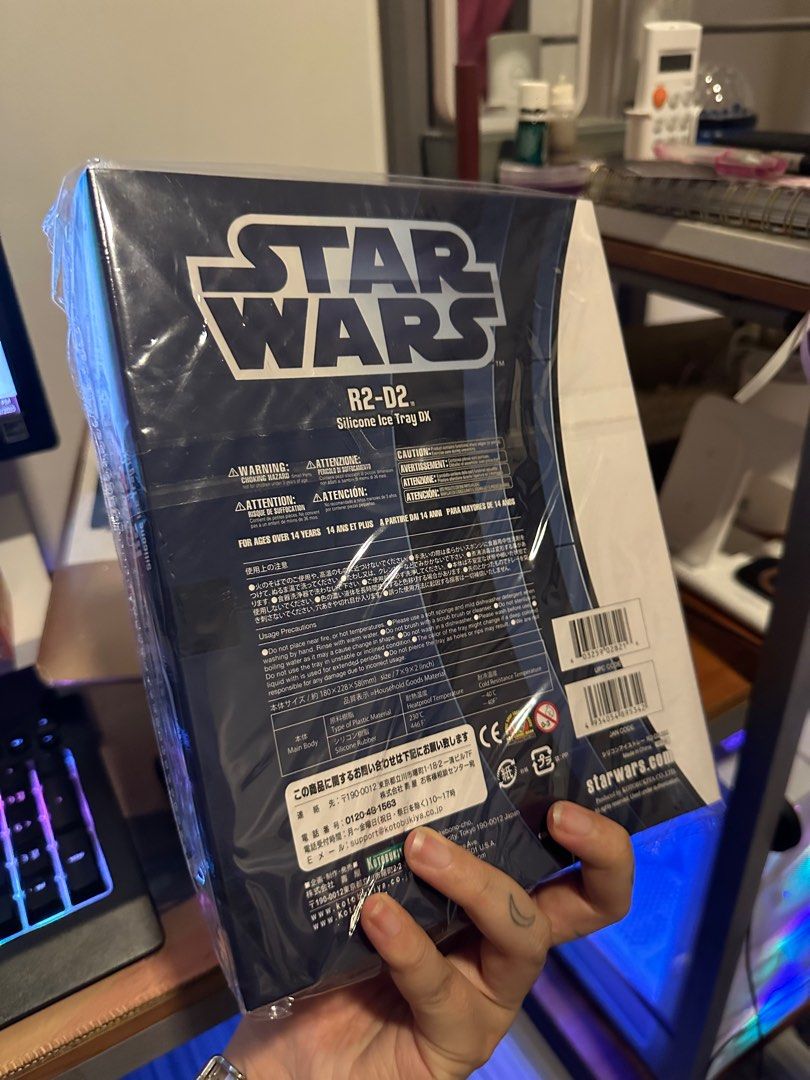 Star Wars R2D2 Molding/Ice Tray (Category: Other Home Furniture) located in Antipolo. Submitted by vastatio (Listing ID 1370978466, Image 2). Description: For sale: Star Wars R2D2 Molding / Ice Tray Perfect for themed parties / kids parties .